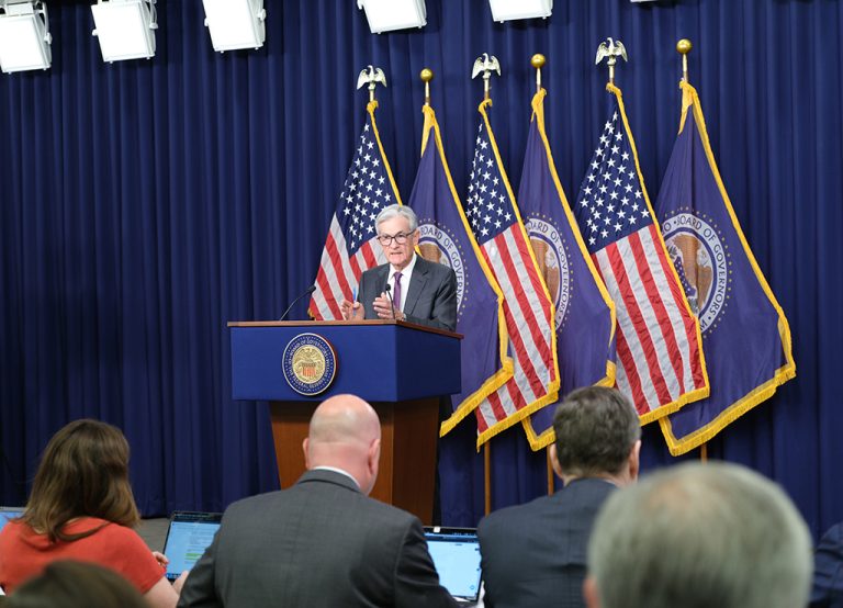 What would happen to the US economy if Trump fires Jerome Powell?